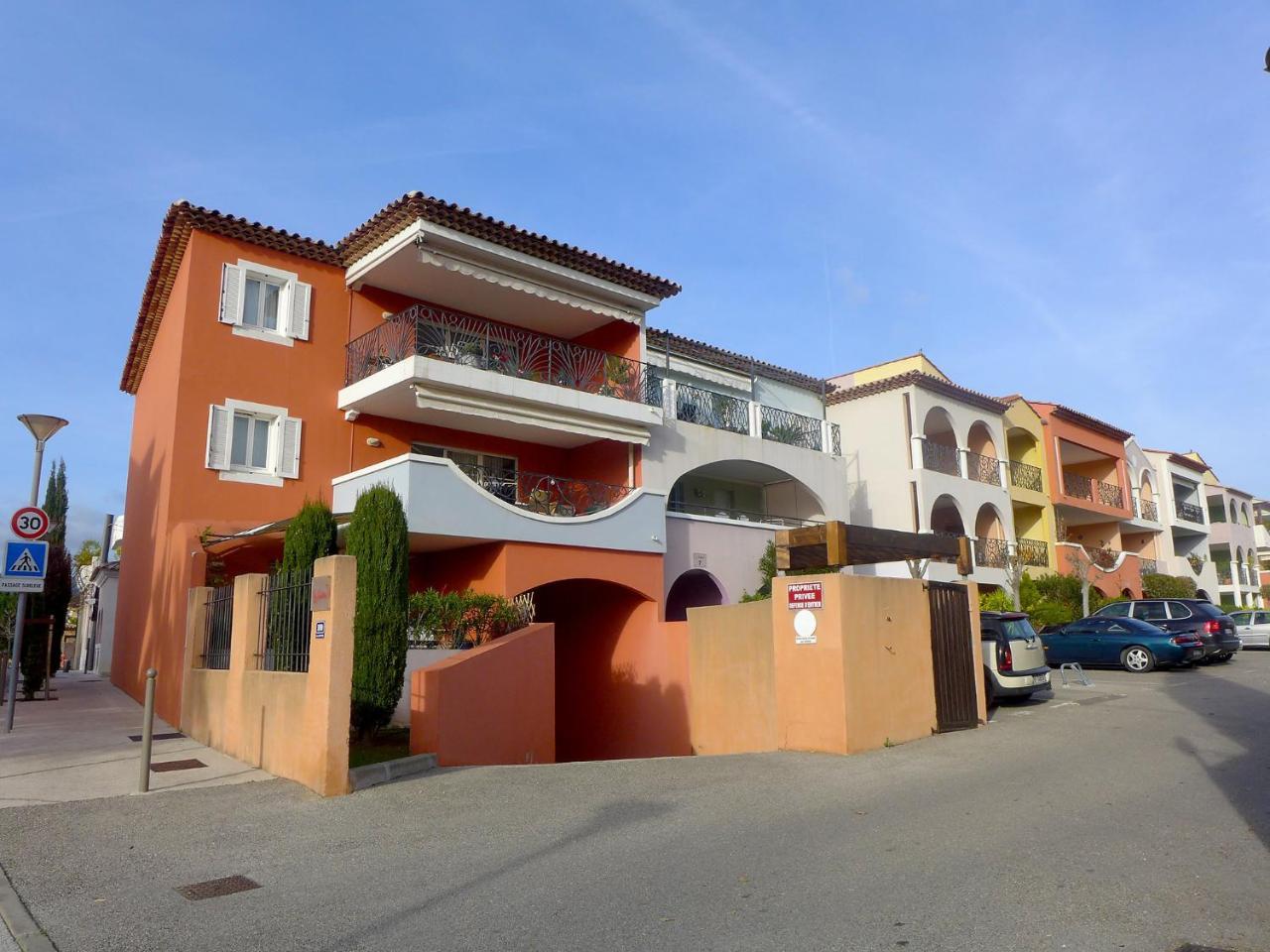 Apartment Le Madrilene By Interhome Saint-Cyr-sur-Mer Eksteriør bilde